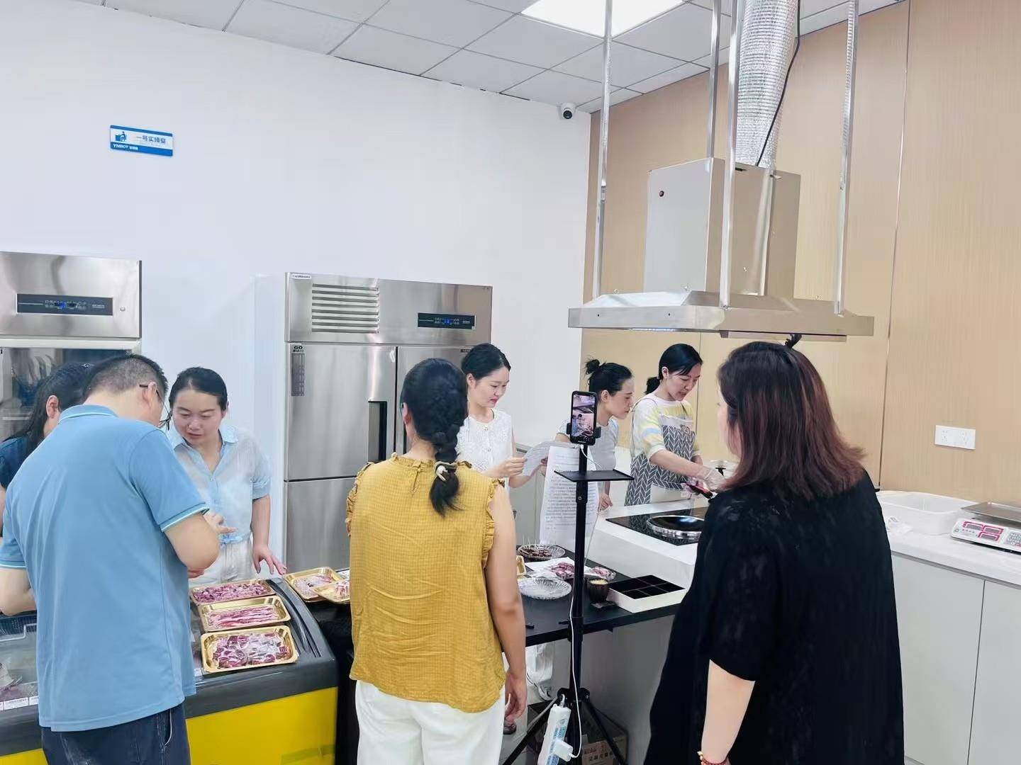 全省首家！宜昌这个产业园开园，进口商品降价